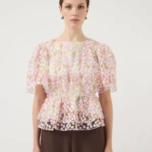 Yasleanna Top, Show, pristine