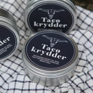 Tacokrydder med urter frå kjøkkenhagen
