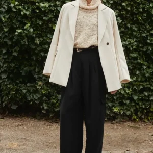 Corinne Fitted Blazer, sandshell